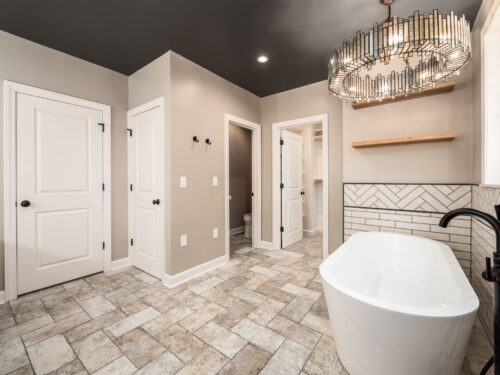 ensuite bathroom in sunbury with walk in closet